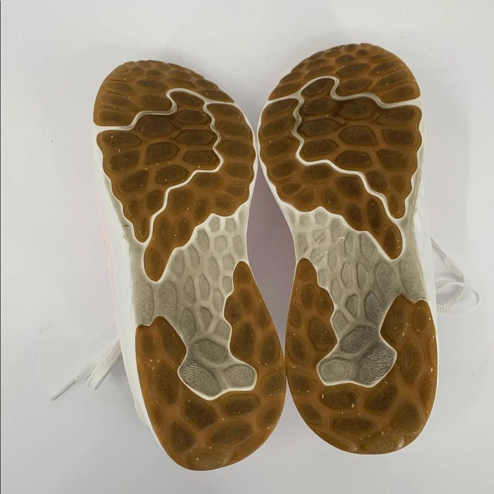 New Balance Arishi Fresh Foam sneakers pink gum running walking women 9 WIDE 9W - Picture 6 of 7